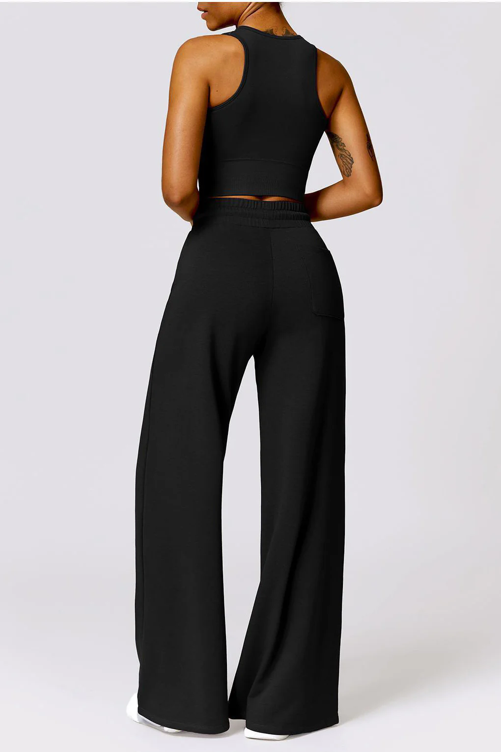 Athleisure Plain U Neck Seamless Shaping Crop Tank With Cups - Image 9